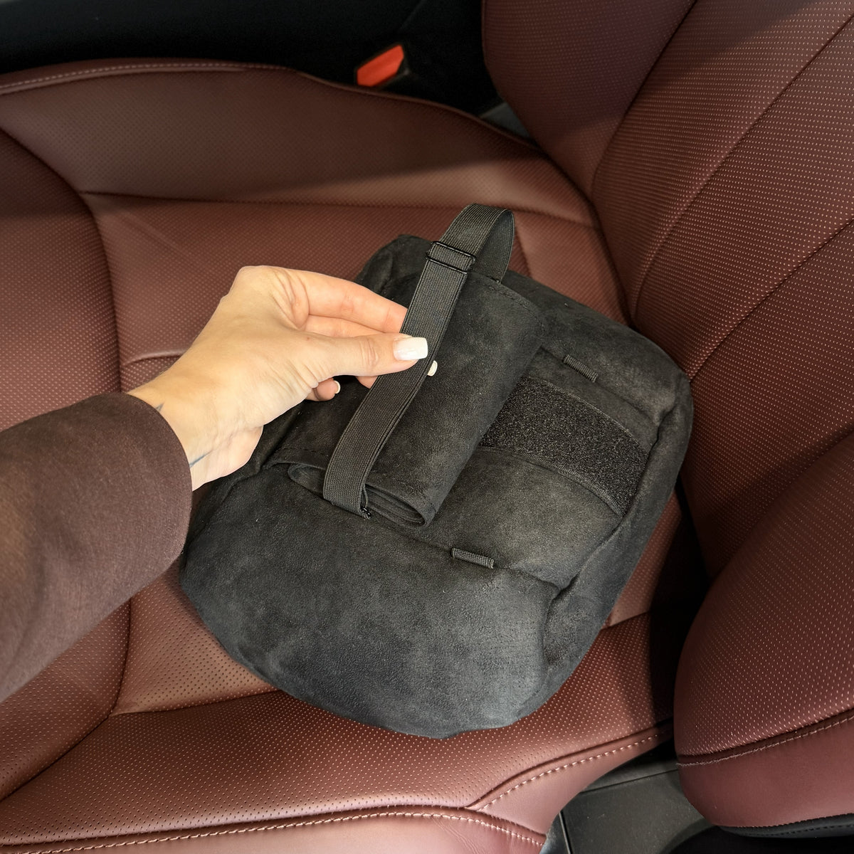 Подушка з оригінальної алькантари під шию “Чорний“