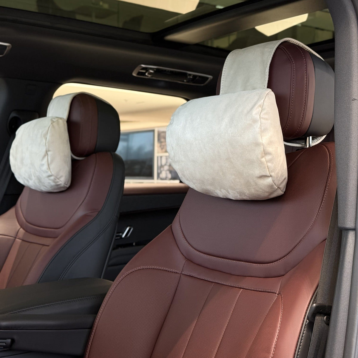 Подушка з оригінальної алькантари під шию “Бежевий“