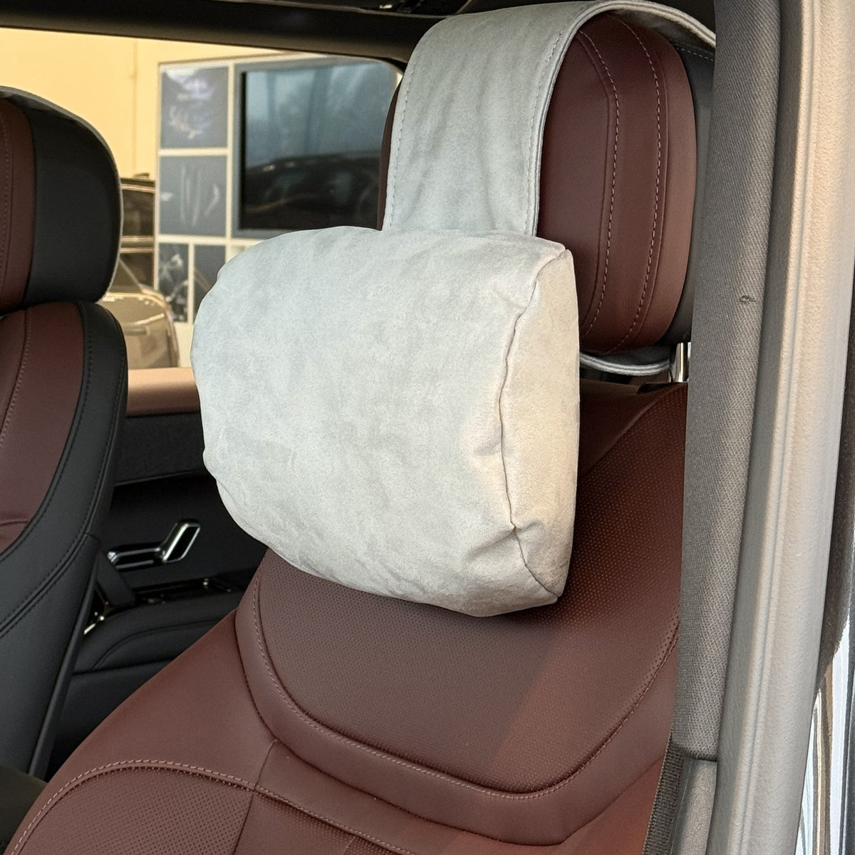 Подушка з оригінальної алькантари під шию “Сірий“