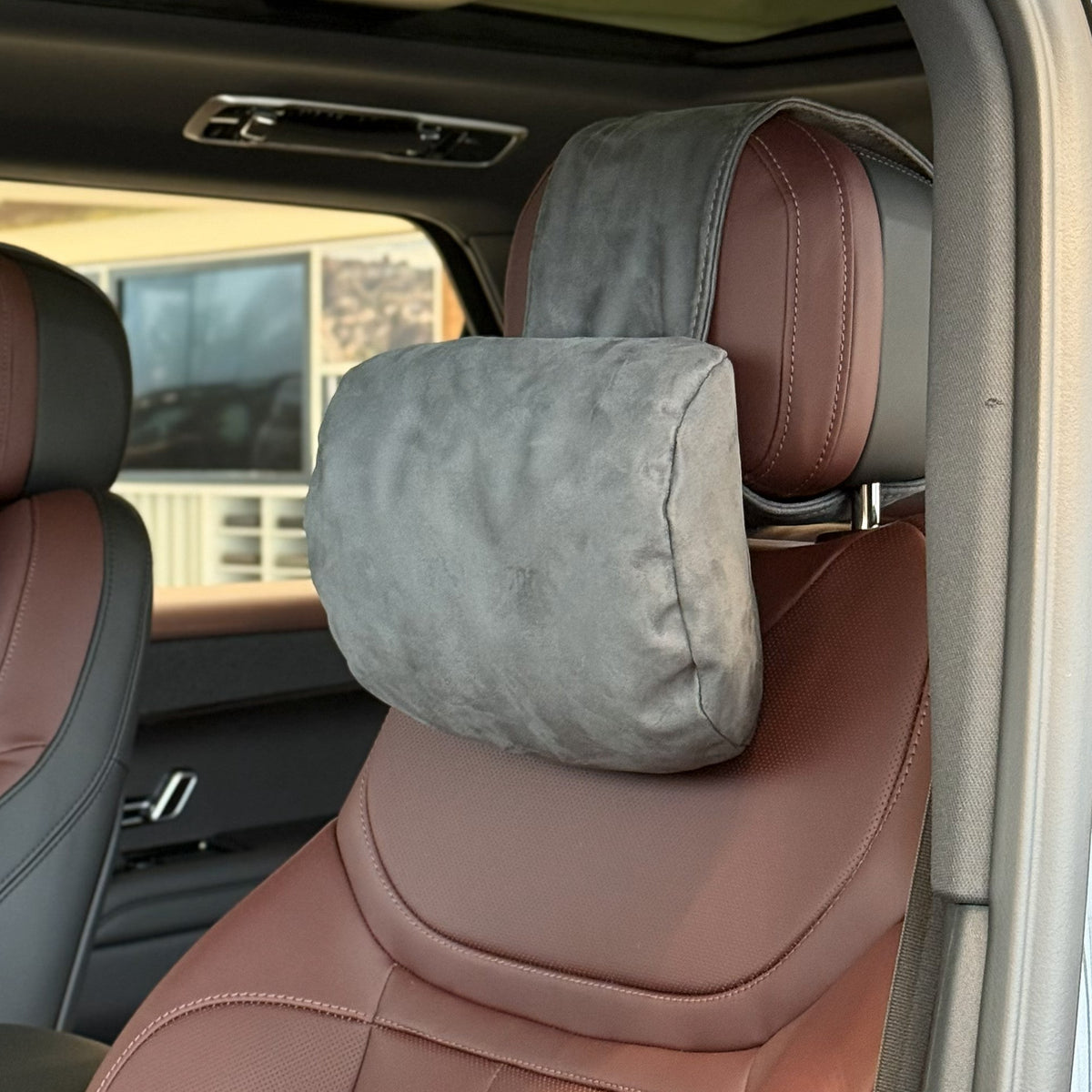 Подушка з оригінальної алькантари під шию “Темно-сірий“