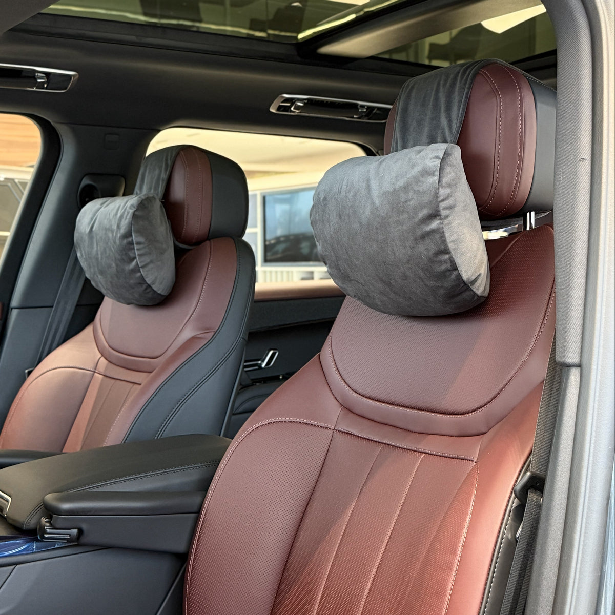 Подушка з синтетичної алькантари під шию “Темно-сірий“