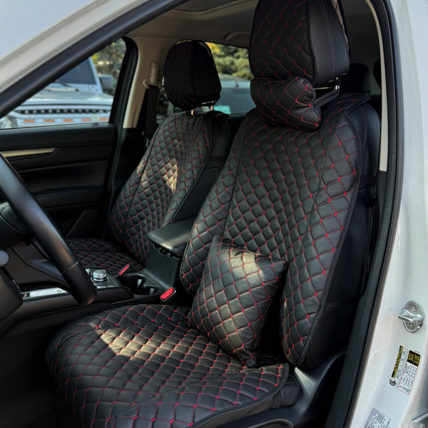 Накидки з екошкіри “Чорний ромб із червоною ниткою”