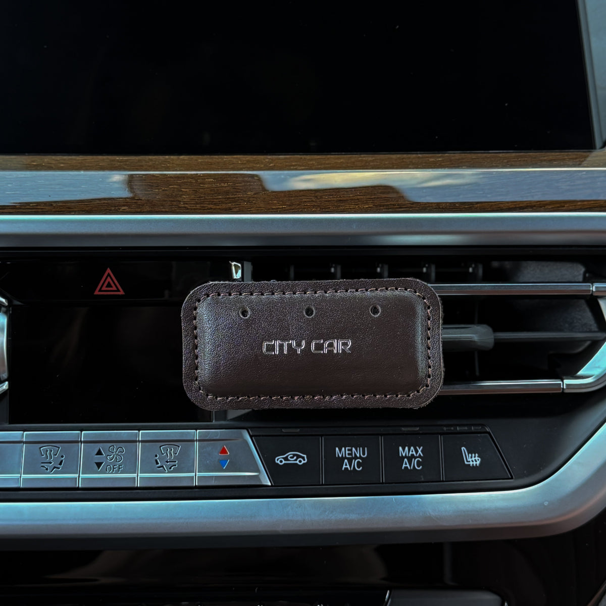 Аромапарфюм на дефлектор для авто "Коричневий"