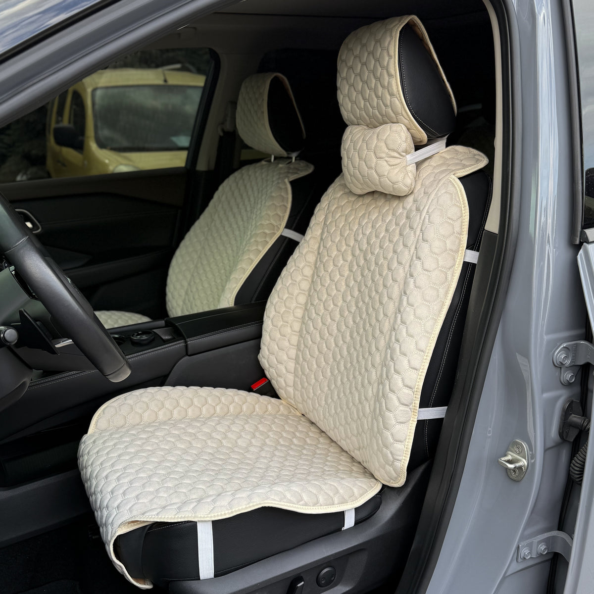 Накидки з алькантари преміум “Бежева сота”