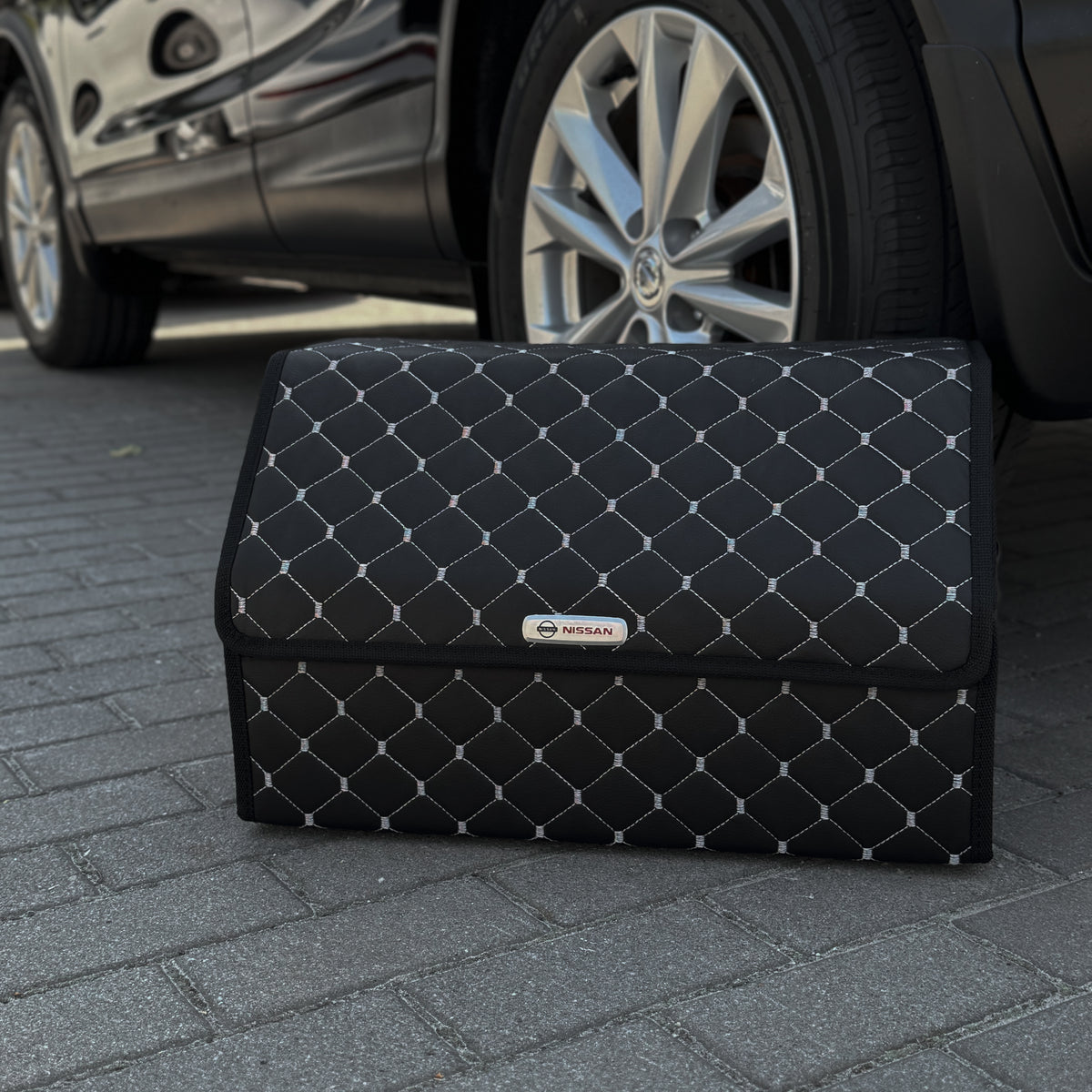 Органайзер у багажник авто з екошкіри “Чорний ромб з сірою ниткою”