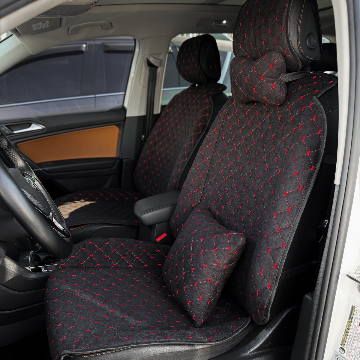 Накидки з алькантари стандарт “Чорний ромб із червоною ниткою”