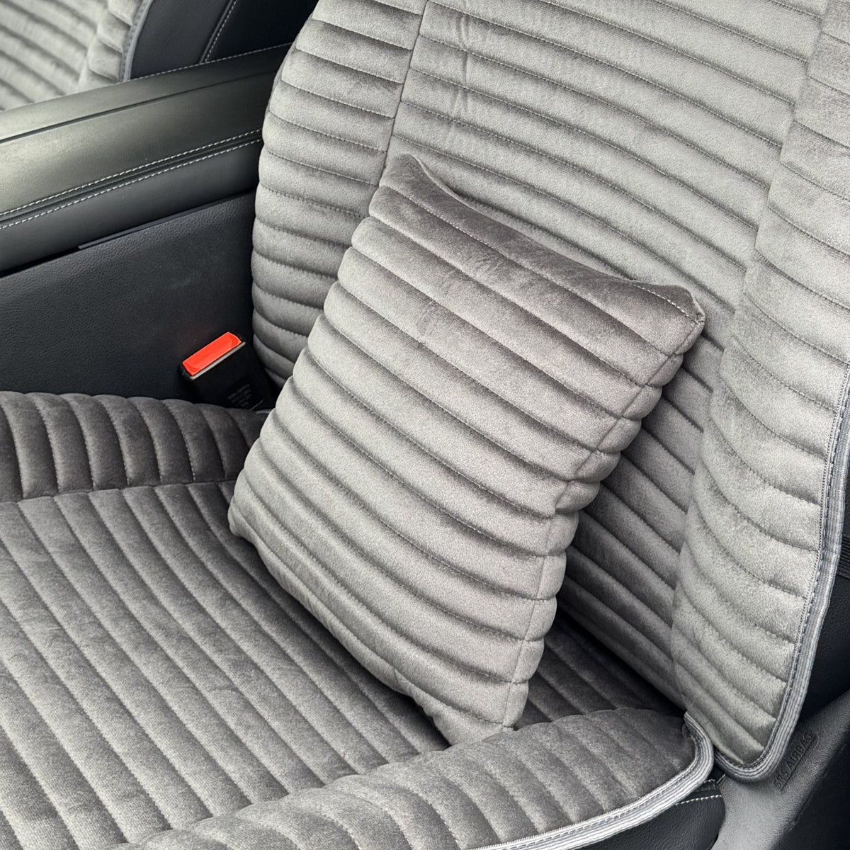 Подушка під спину з алькантари преміум “Темно-сірий горизонт“