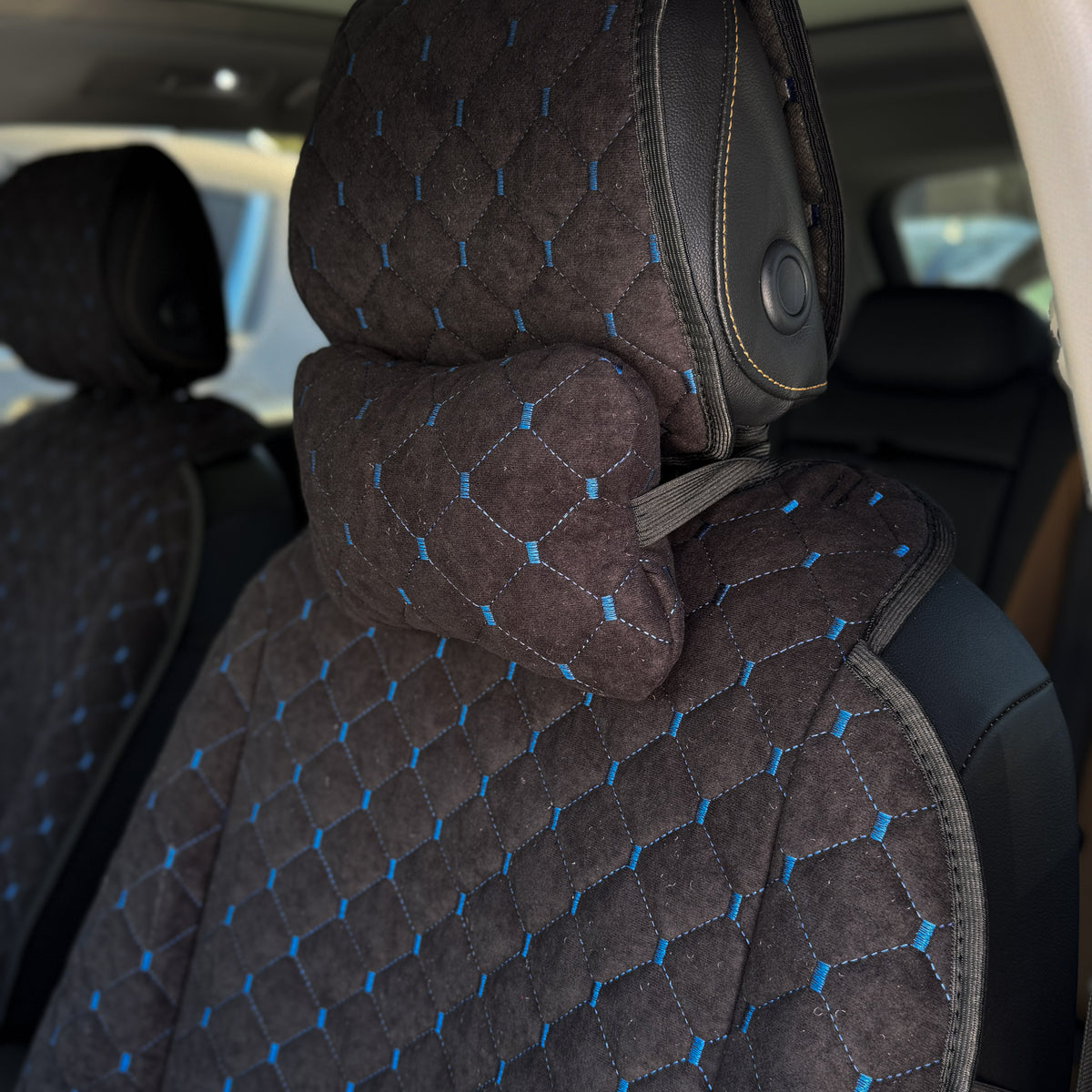 Накидки з алькантари стандарт “Чорний ромб із синьою ниткою”